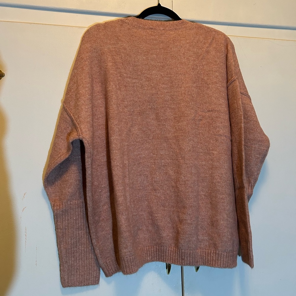 Legendary Outfitters Crewneck Sweater - Picture 2 of 9